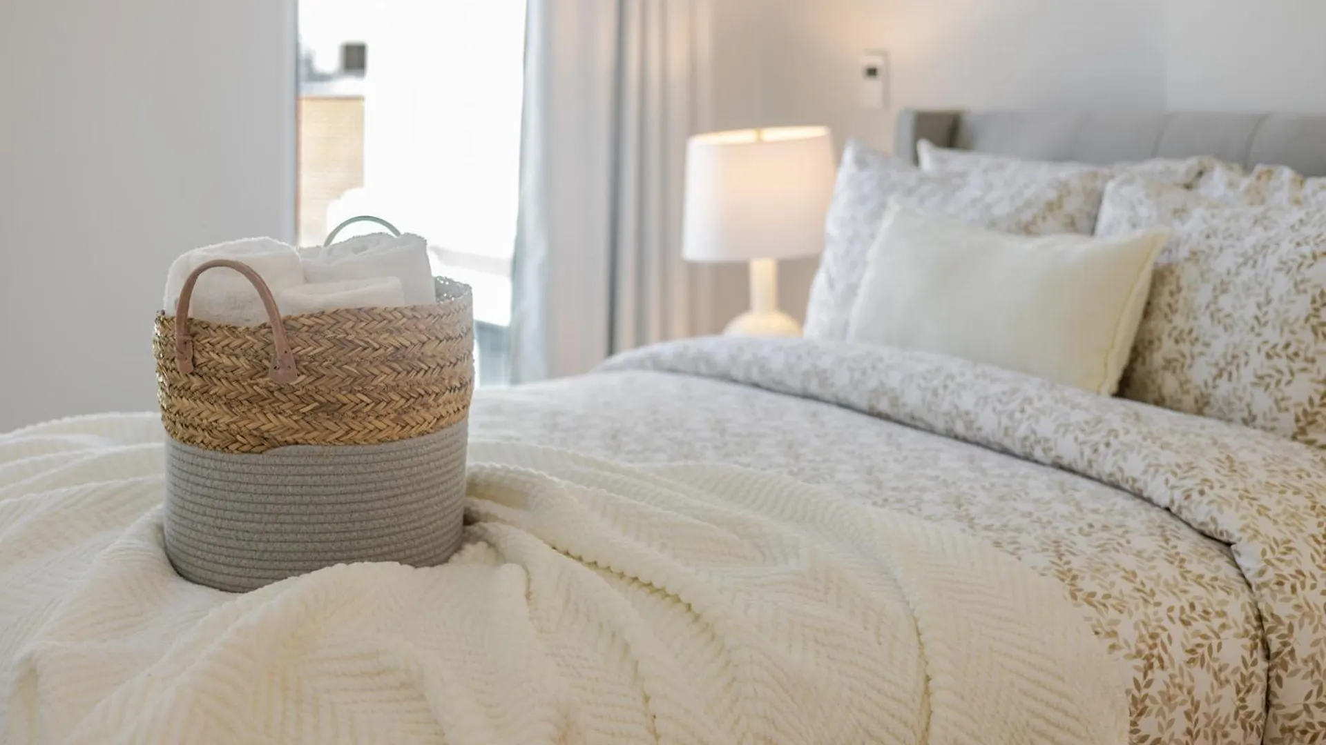 Upscale 2 Bedroom Condo In Mtl Old Port Montréal Apartamento